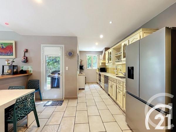 Maison à vendre  6 pièces - 166,90 m 2   CAVAILLON  - 84