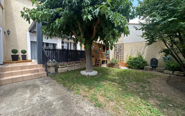 Maison à vendre    5 pièces •  Nîmes