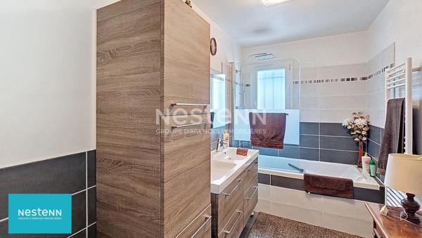 Maison de 113m2, 4 chambres, piscine et proche centre ville de Saint Maximin