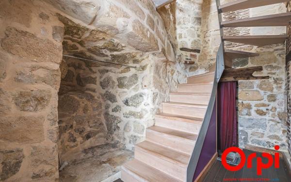 Maison à vendre    4 pièces •  Laon