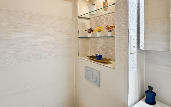 Appartement à vendre    3 pièces • 49 m2 Nice