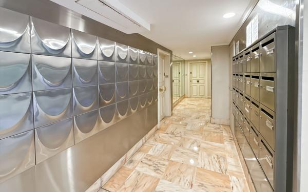 Appartement à vendre    3 pièces • 49 m2 Nice