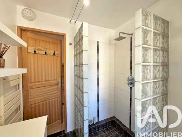 Maison à vendre 4 pièces 105 m² Uzès