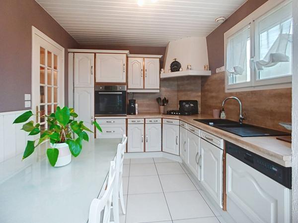 Maison à vendre à La Daguenière. Entre calme ligérien et proximité des commodités - Laissez-vous séduire par cette maison !