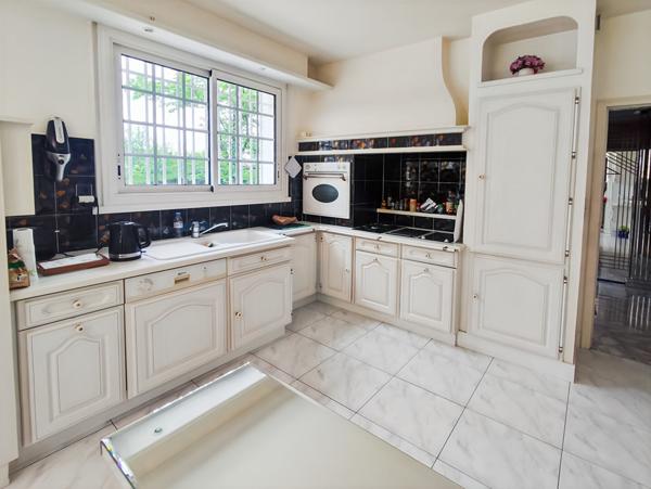 Magnifique demeure de prestige à renover