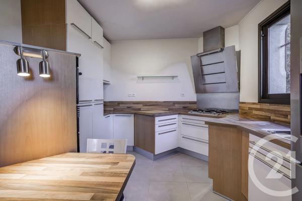 Maison à vendre  6 pièces - 160,11 m 2   MANDELIEU LA NAPOULE  - 06