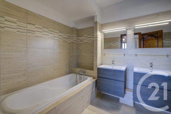 Maison à vendre  6 pièces - 160,11 m 2   MANDELIEU LA NAPOULE  - 06