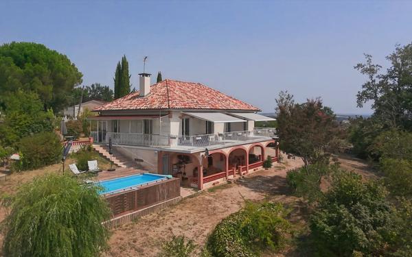 Maison à vendre    7 pièces •  Moissac