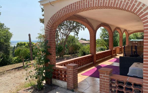 Maison à vendre    7 pièces •  Moissac