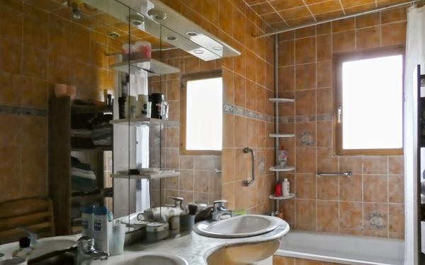 Maison à vendre    4 pièces •  Mondragon