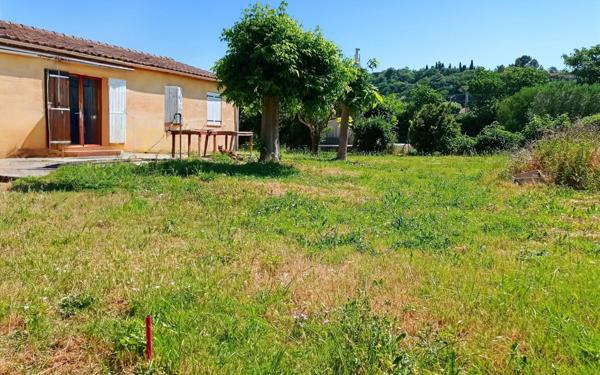 Maison à vendre    4 pièces •  Mondragon