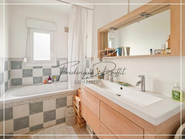 🏡 Maison familiale 5 chambres – Sous-sol total – Secteur calme