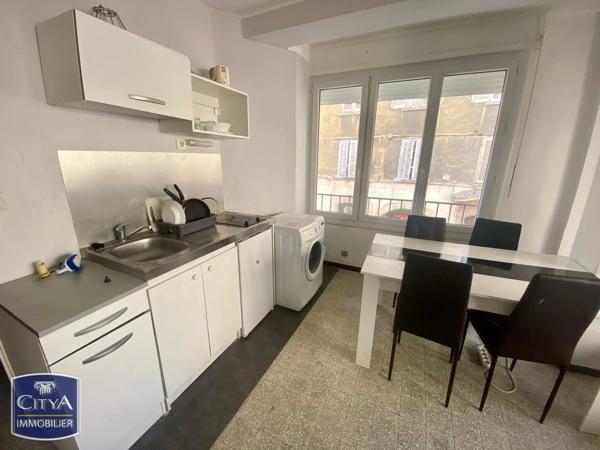 Appartement à vendre 1 pièce 23.6m² Toulon (83000)