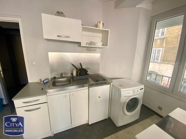 Appartement à vendre 1 pièce 23.6m² Toulon (83000)