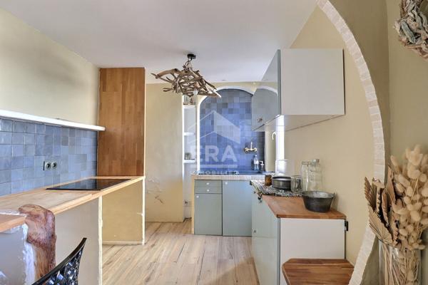 A Vendre appartement T2  en duplex de 64 m² à Marseille 13001