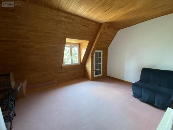 Maison à vendre à Loudéac dans les Côtes-d'Armor (22600), ref : 22110-2220