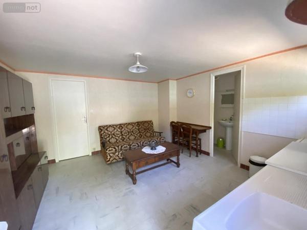 Maison à vendre à Loudéac dans les Côtes-d'Armor (22600), ref : 22110-2220