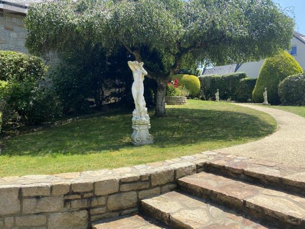 Maison à vendre à Loudéac dans les Côtes-d'Armor (22600), ref : 22110-2220