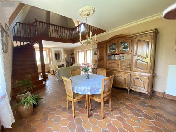 Maison à vendre à Loudéac dans les Côtes-d'Armor (22600), ref : 22110-2220