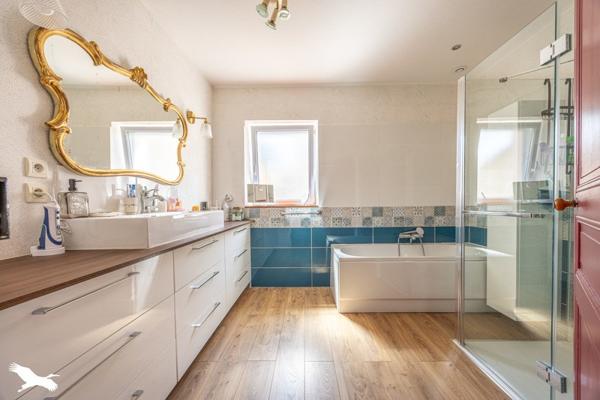 Maison à vendre |  Mauzé-sur-le-Mignon |  6 pièces | 158 m²