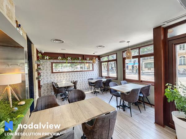 CHARTRONS RESTAURANT avec LICENCE IV