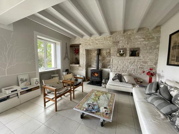 Maison à vendre à Chef-Boutonne (79110) - Deux-Sèvres