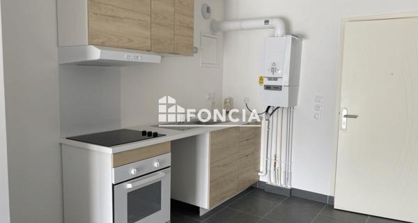 Location Appartement 2 pièces 38.44 m² - Entraigues-sur-la-sorgue 84320