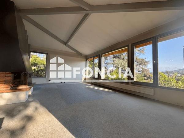 À vendre Maison 6 pièces 200 m² - Chambéry 73000