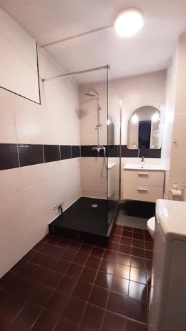 STUDIO ENTIEREMENT EQUIPE, TERRASSE