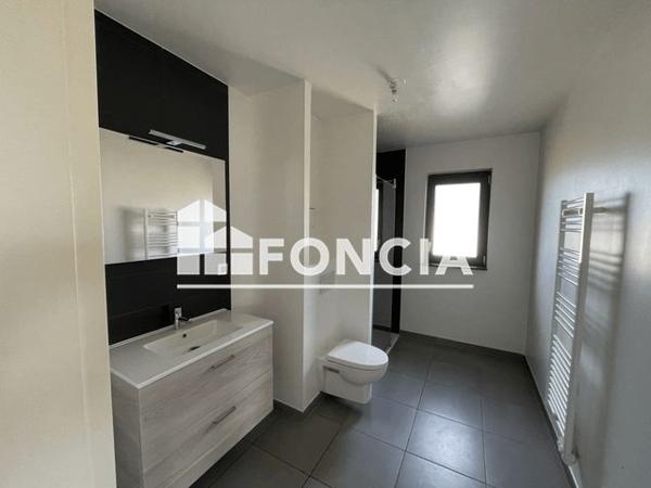 Location Appartement 2 pièces 41.1 m² - 18 ALLEE MANUREVA Ostwald 67540