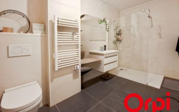 Appartement à vendre    1 pièce • 27,66 m2 Aix-en-Provence