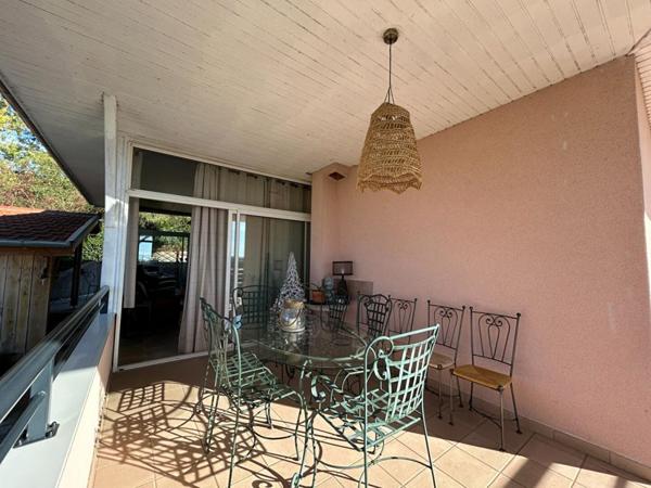 Maison rénovée à Chauffailles