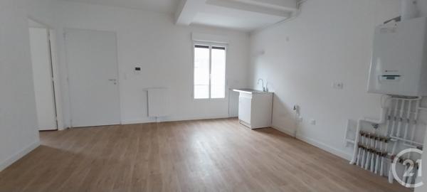 Appartement F4 à vendre  4 pièces - 72,40 m2 EPERNON - 28