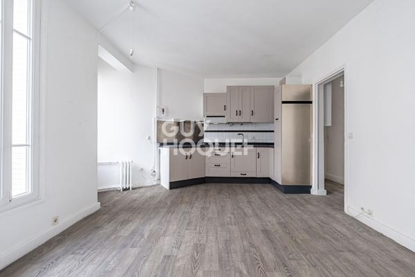 APPARTEMENT 2 PIECES - 4EME ETAGE AVEC ASCENSEUR