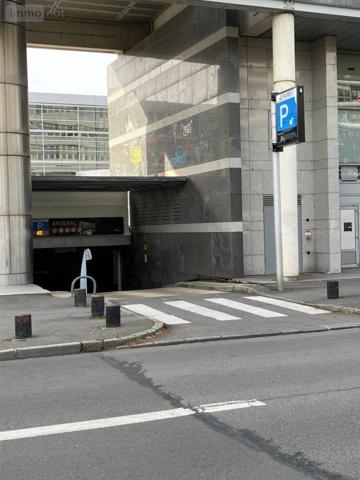 Garage - Parking à louer à Rennes en Ille-et-Vilaine (35000), ref : 365   
Arsenal - Redon