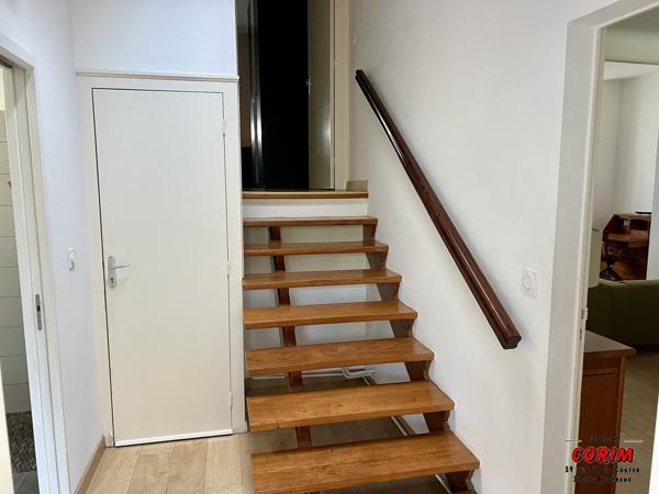 Echoppe meublée avec jardin et garage
