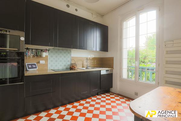 Maison 7 pièces à vendre à Maisons-Laffitte - 12 minutes gare 999 000 € - Référence  13702