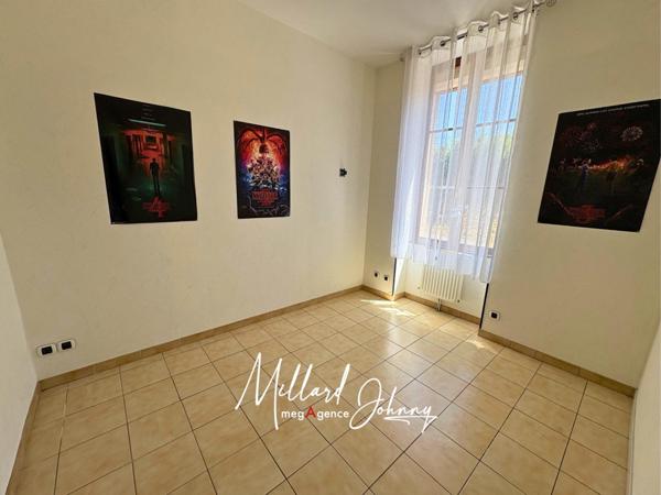 Maison à LE BREUIL, 71670 - 8 pièces 220m²