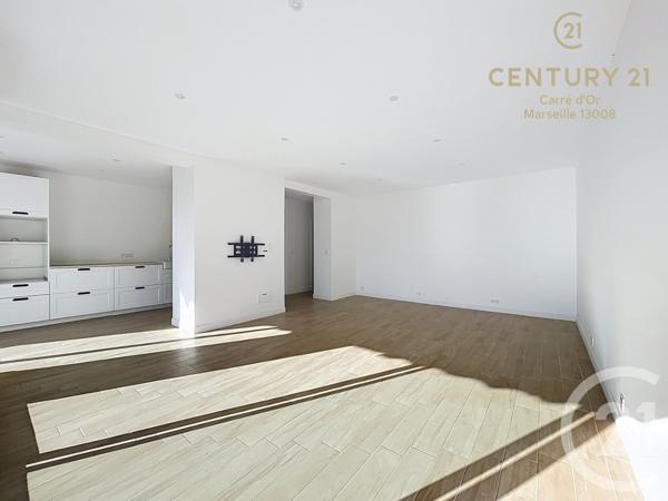 Appartement F3 à vendre  3 pièces - 84,43 m2 MARSEILLE - 13008