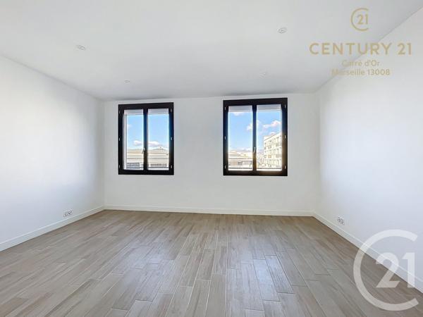 Appartement F3 à vendre  3 pièces - 84,43 m2 MARSEILLE - 13008