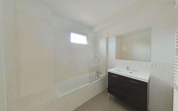 Appartement à louer    3 pièces •  Romans-sur-Isère