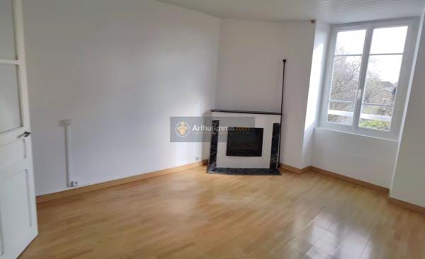 Location Appartement 3 pièces 53 m2 à Bordes