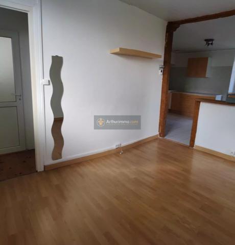 Location Appartement 3 pièces 53 m2 à Bordes