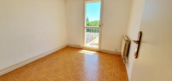 Maison R+1 - 3 CHAMBRES - JARDIN - GARAGE