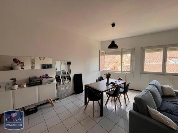 Appartement à louer 3 pièces 61.83m² Layrac (47390)