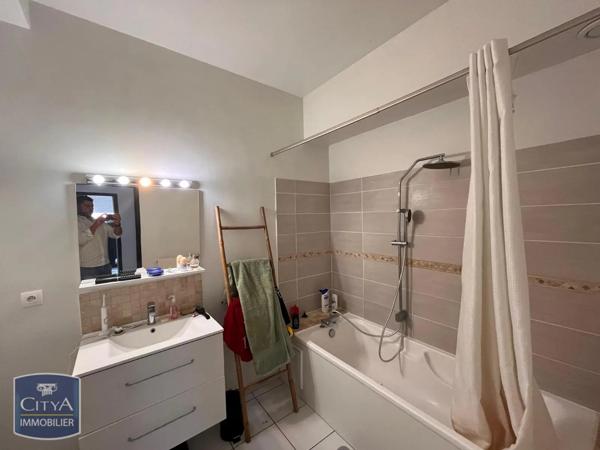 Appartement à louer 3 pièces 61.83m² Layrac (47390)