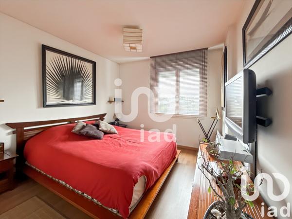 Appartement 3 pièces de 56 m² à Noisy-le-Grand (93160)