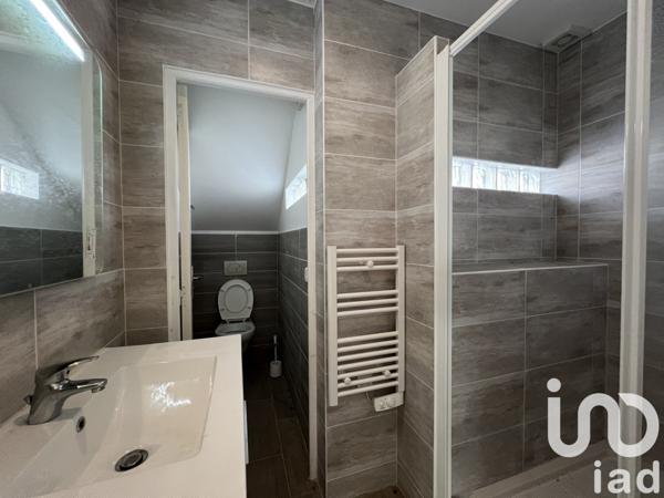 Maison 7 pièces de 230 m² à Valenton (94460)