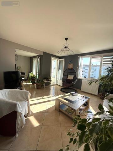 Appartement à vendre à Angers dans le Maine-et-Loire (49100), ref : 49012-2062