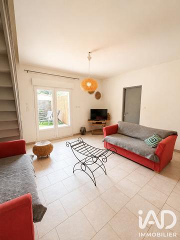 Maison à vendre 11 pièces 245 m² Eyguières